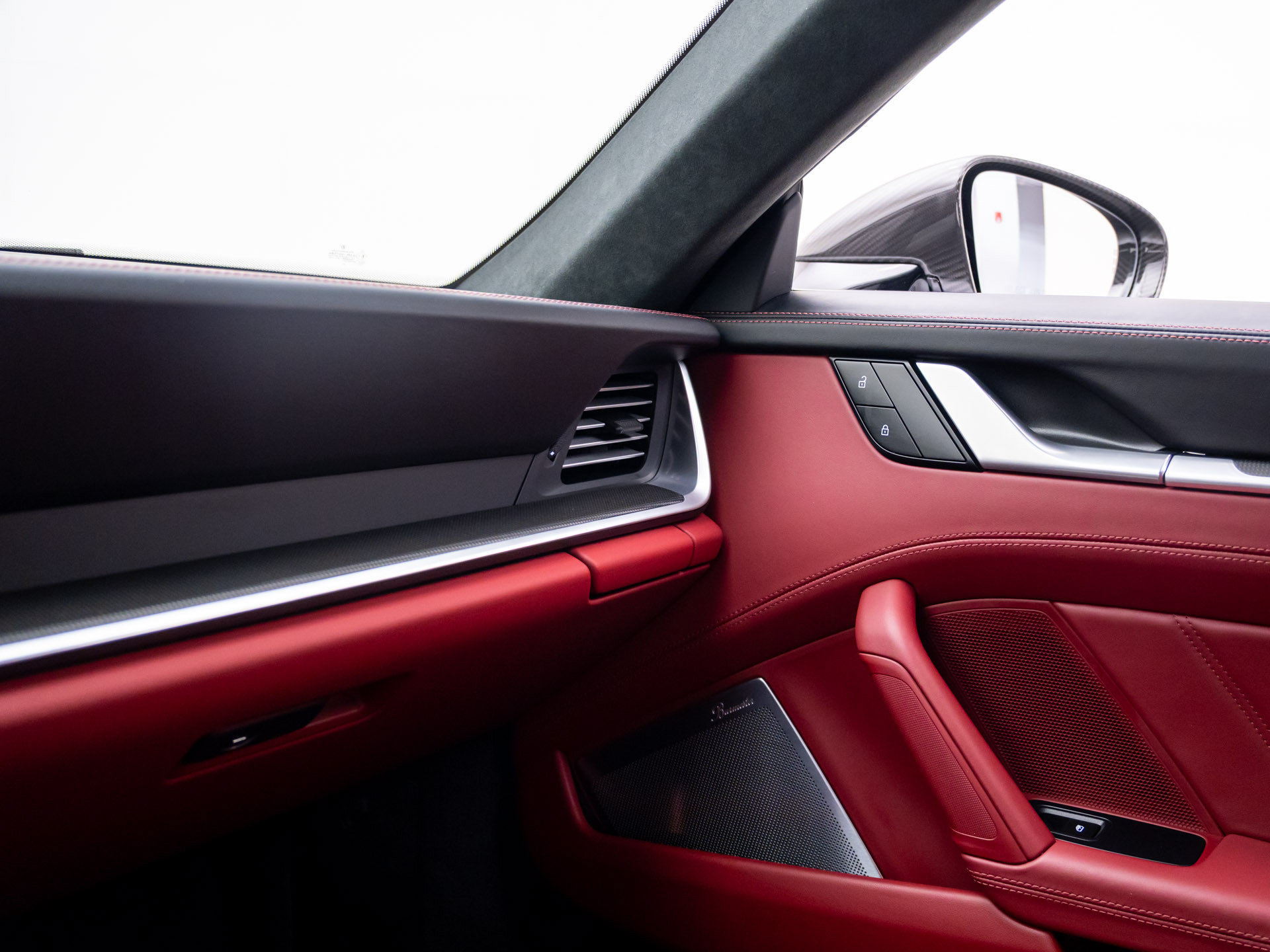Certified 2025 Porsche 911 Turbo S AWD/4WD image 26