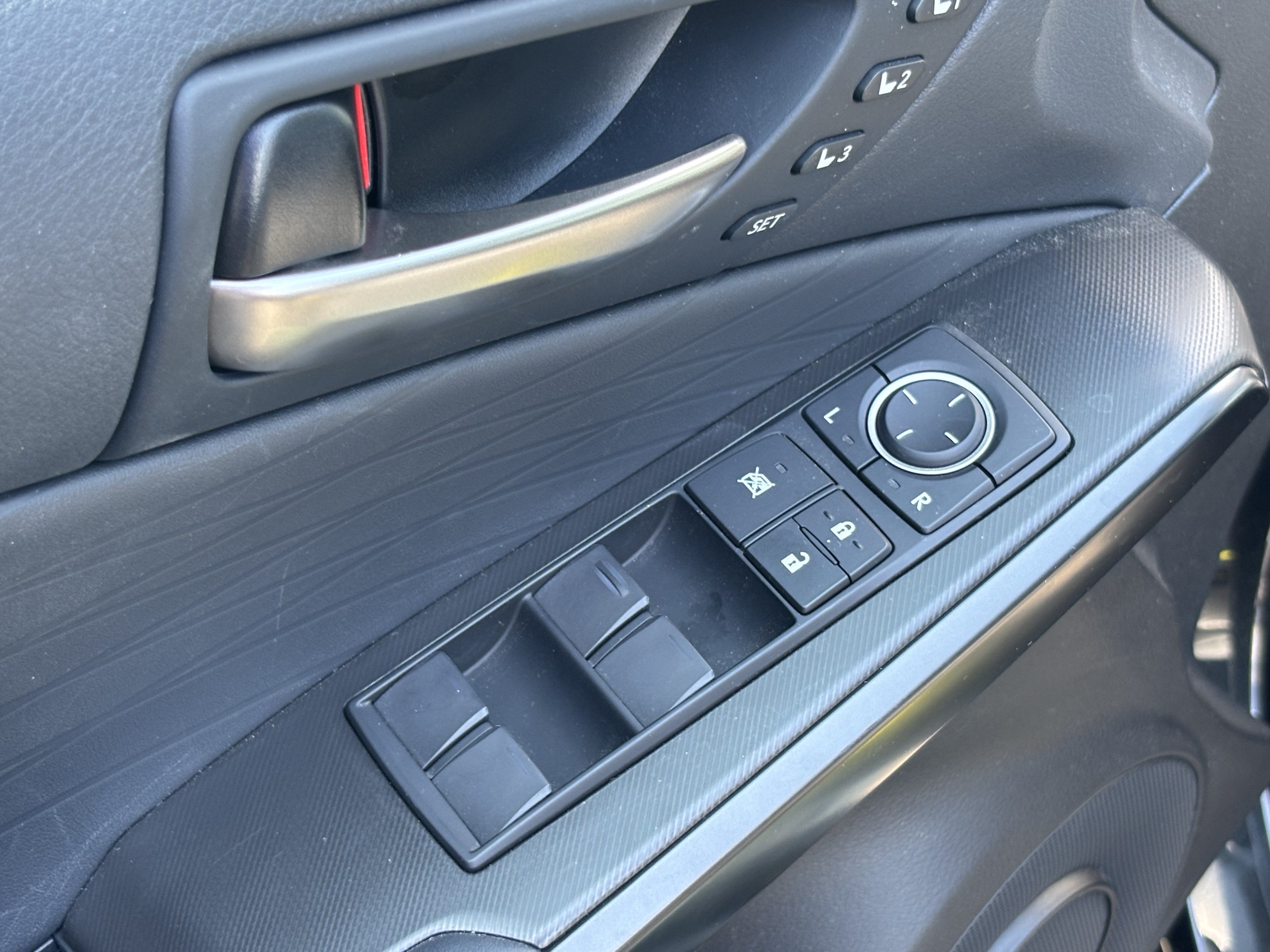 Used 2024 Lexus IS 350 F Sport w/ Memory Package RWD image 15