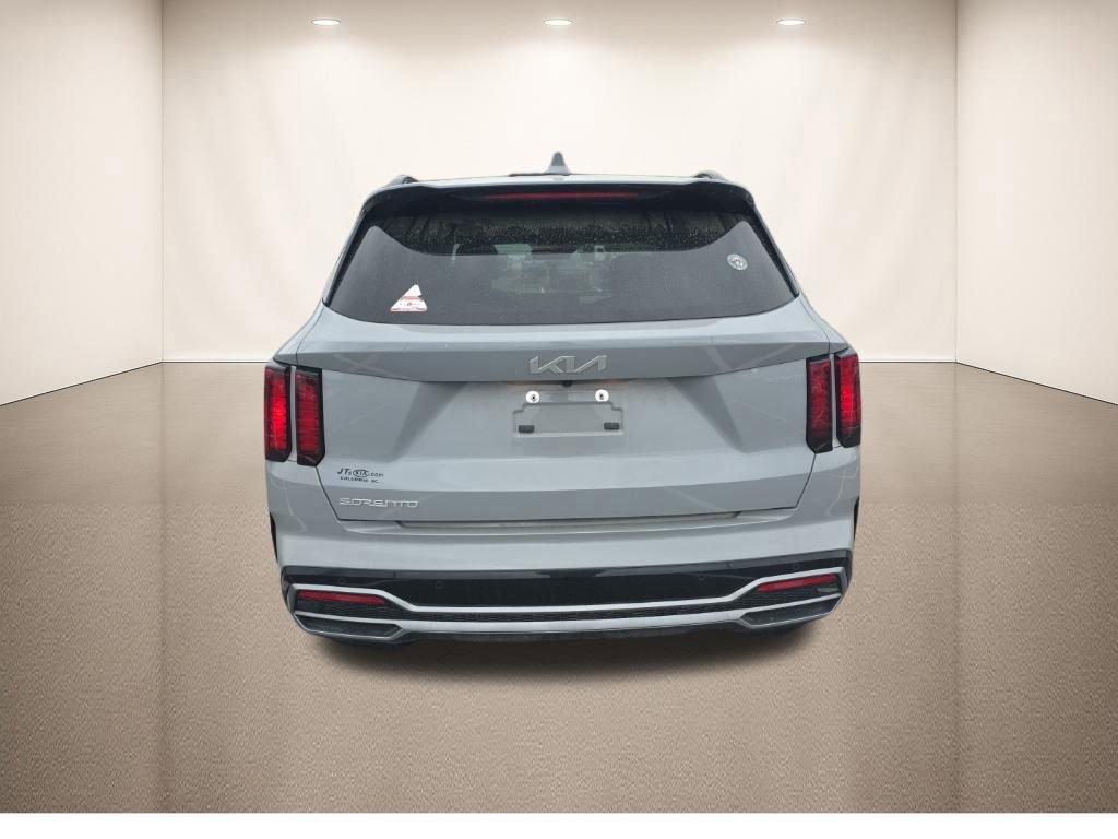 Used 2023 Kia Sorento EX w/ Panoramic Sunroof Package image 8