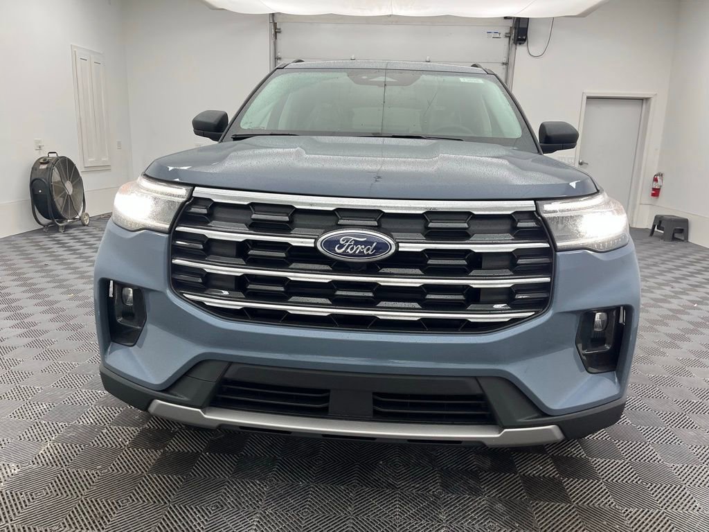 New 2026 Ford Explorer Active w/ Active Comfort Package image 15