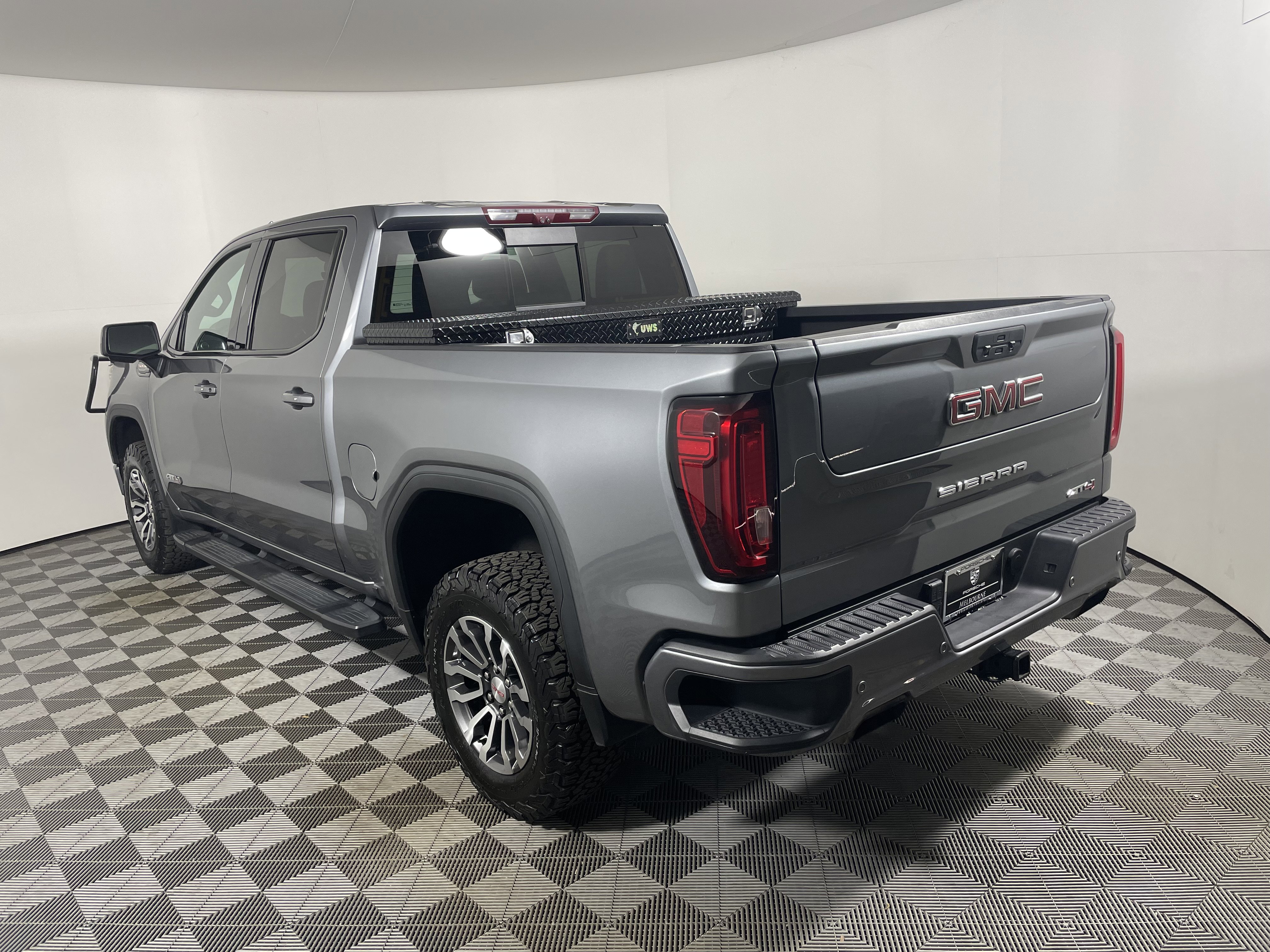 Used 2020 GMC Sierra 1500 AT4 w/ AT4 Premium Package image 3