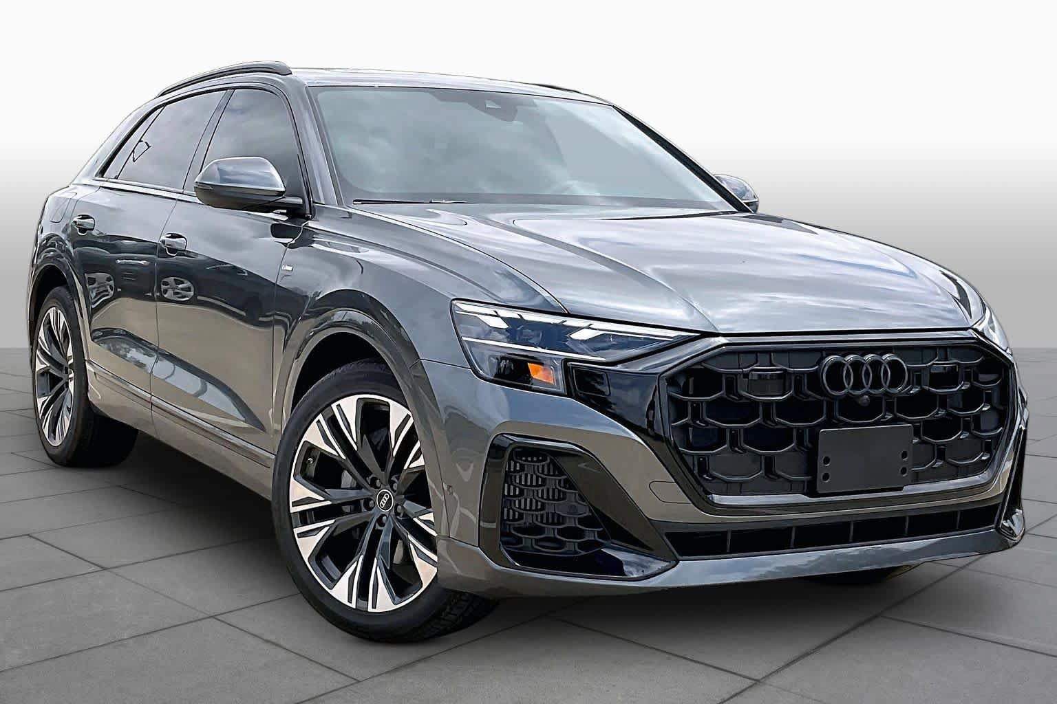 Used 2026 Audi Q8 Premium Plus AWD/4WD image 3