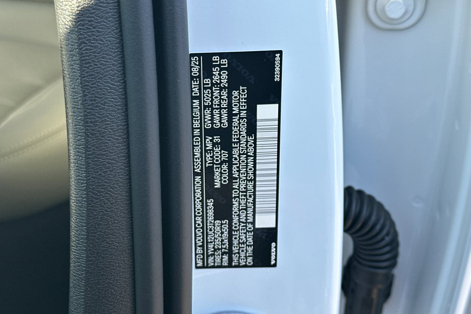 New 2026 Volvo XC40 B5 Plus w/ Protection Package Premier image 29