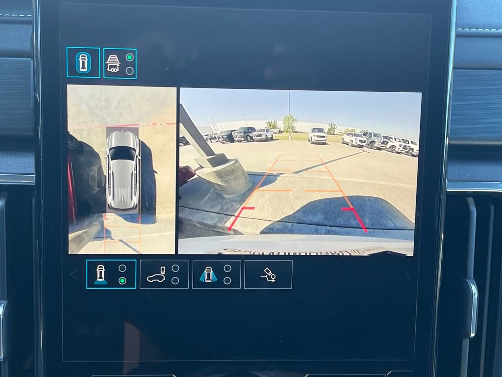 Used 2025 GMC Acadia Elevation image 35