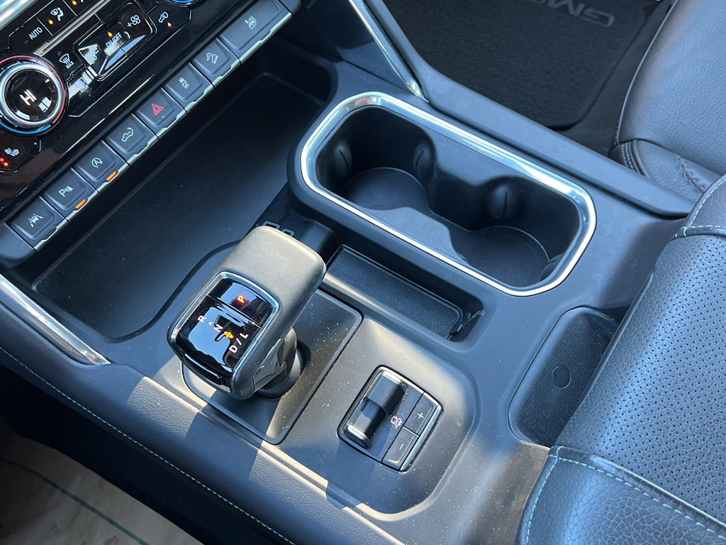 Used 2024 GMC Sierra 1500 Denali AWD/4WD image 22
