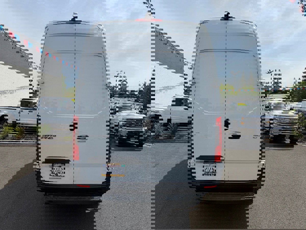 Used 2020 Mercedes-Benz Sprinter 1500 image 8