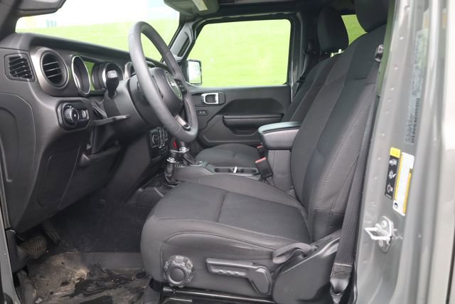 Used 2023 Jeep Wrangler Unlimited Sport w/ Sun And Sound Package AWD/4WD image 13