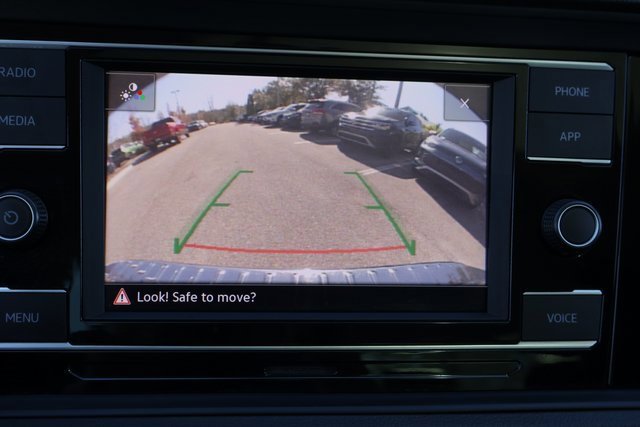 Certified 2023 Volkswagen Jetta SE image 23