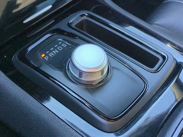 Used 2019 Chrysler 300 S image 12