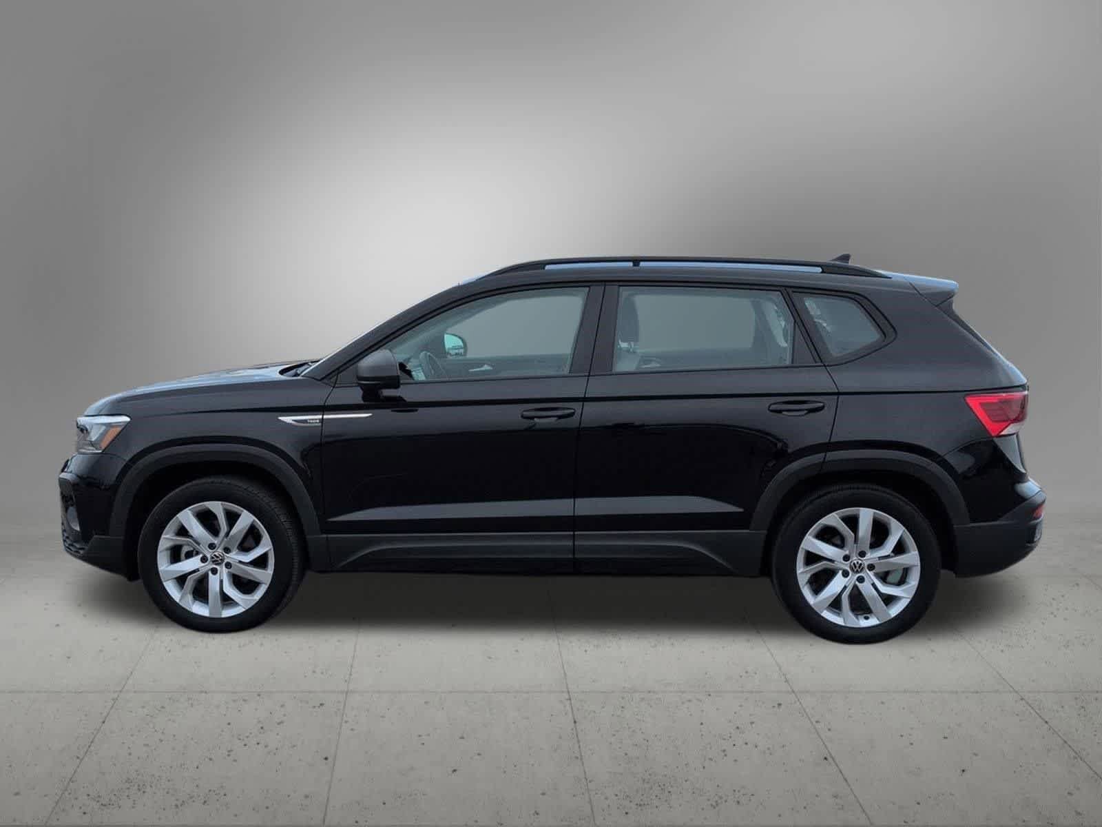 Used 2023 Volkswagen Taos S w/ Driver Assistance Package AWD/4WD image 3