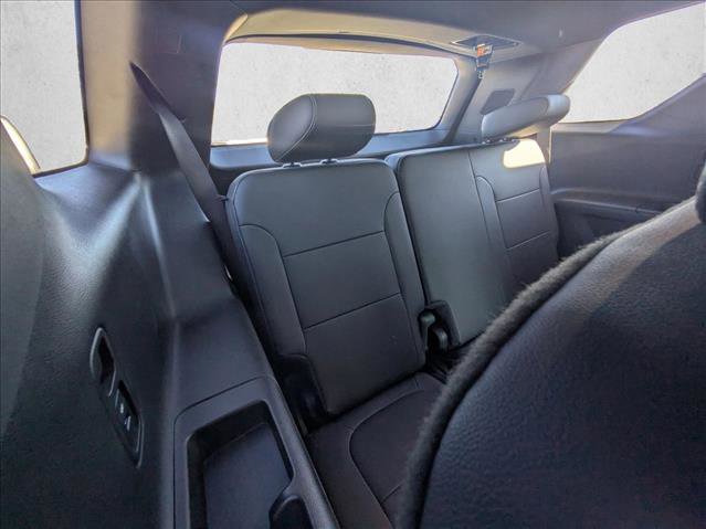 Used 2023 Chevrolet Traverse LT image 17