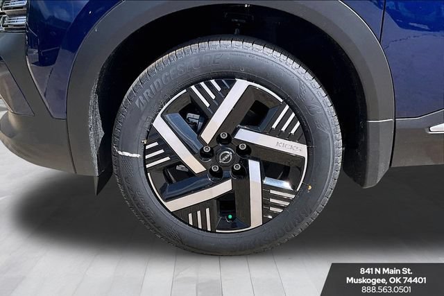 New 2026 Nissan Kicks SV FWD image 20