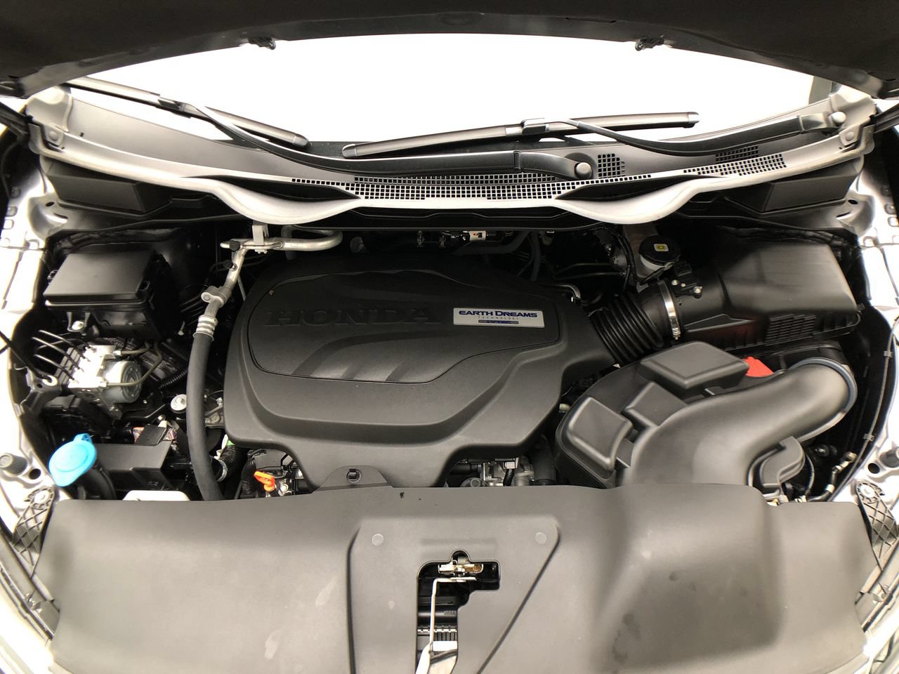 Used 2019 Honda Odyssey Elite image 3