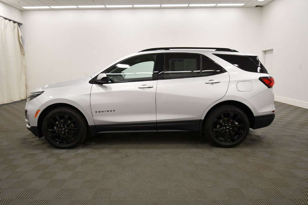 Used 2022 Chevrolet Equinox RS AWD/4WD image 4