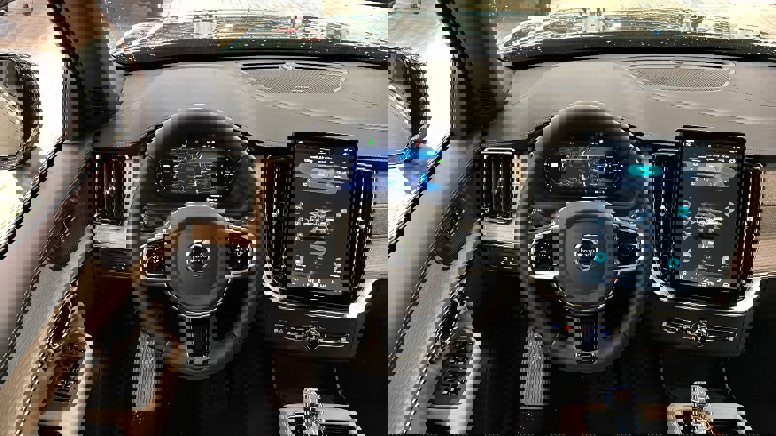 New 2026 Volvo XC90 T8 Plus w/ Protection Package Premier image 12