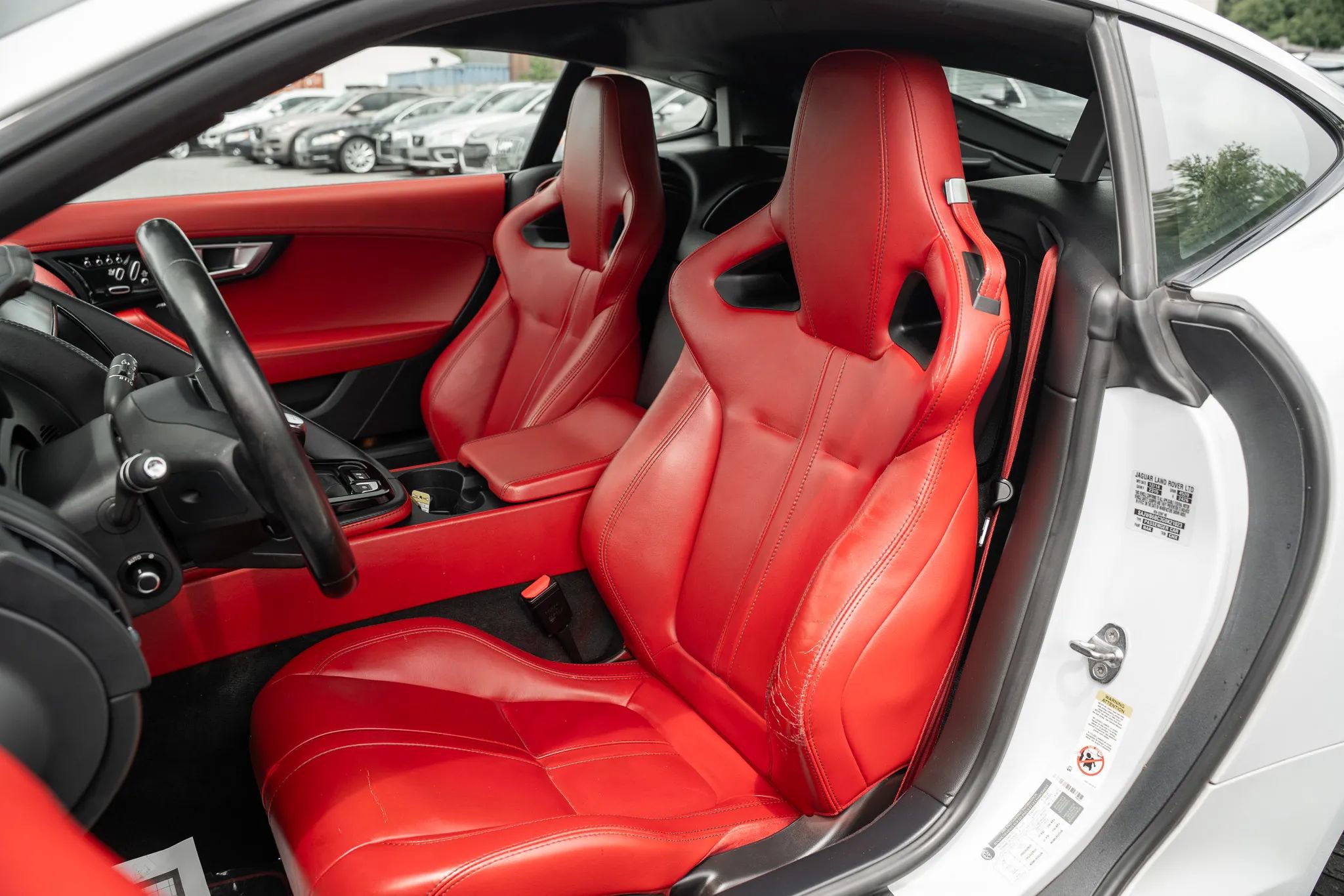 Used 2016 Jaguar F-TYPE S RWD image 8