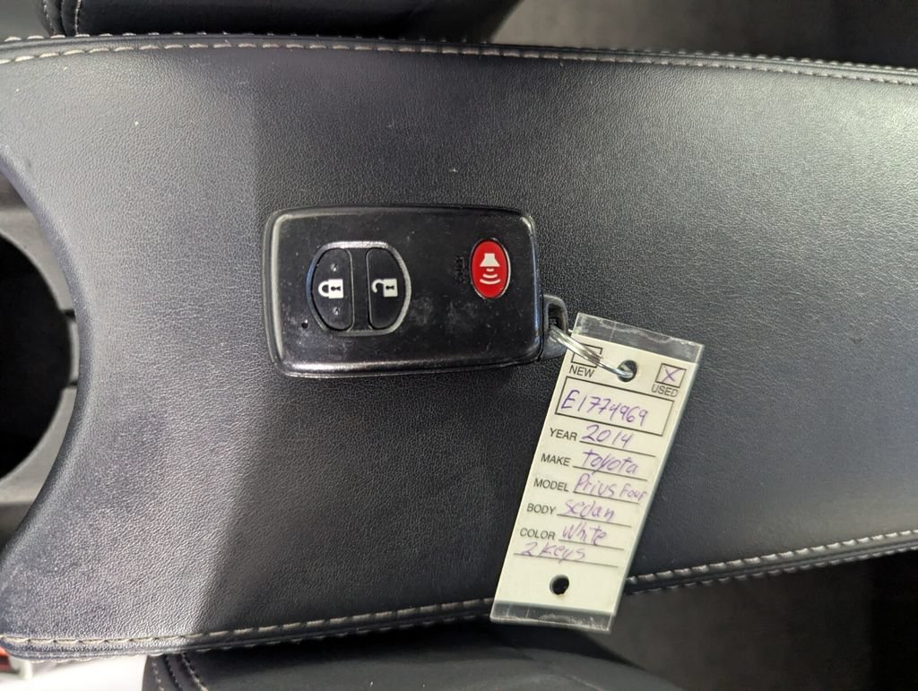 Used 2014 Toyota Prius Four FWD image 24