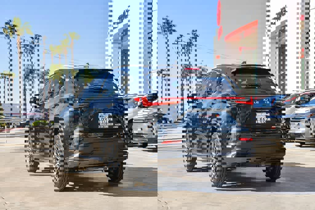 Used 2023 Lexus NX 350h AWD w/ Towing Package (2000 Lbs) image 9