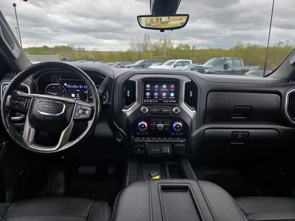 Used 2020 GMC Sierra 2500 Denali w/ Denali Ultimate Package AWD/4WD image 11