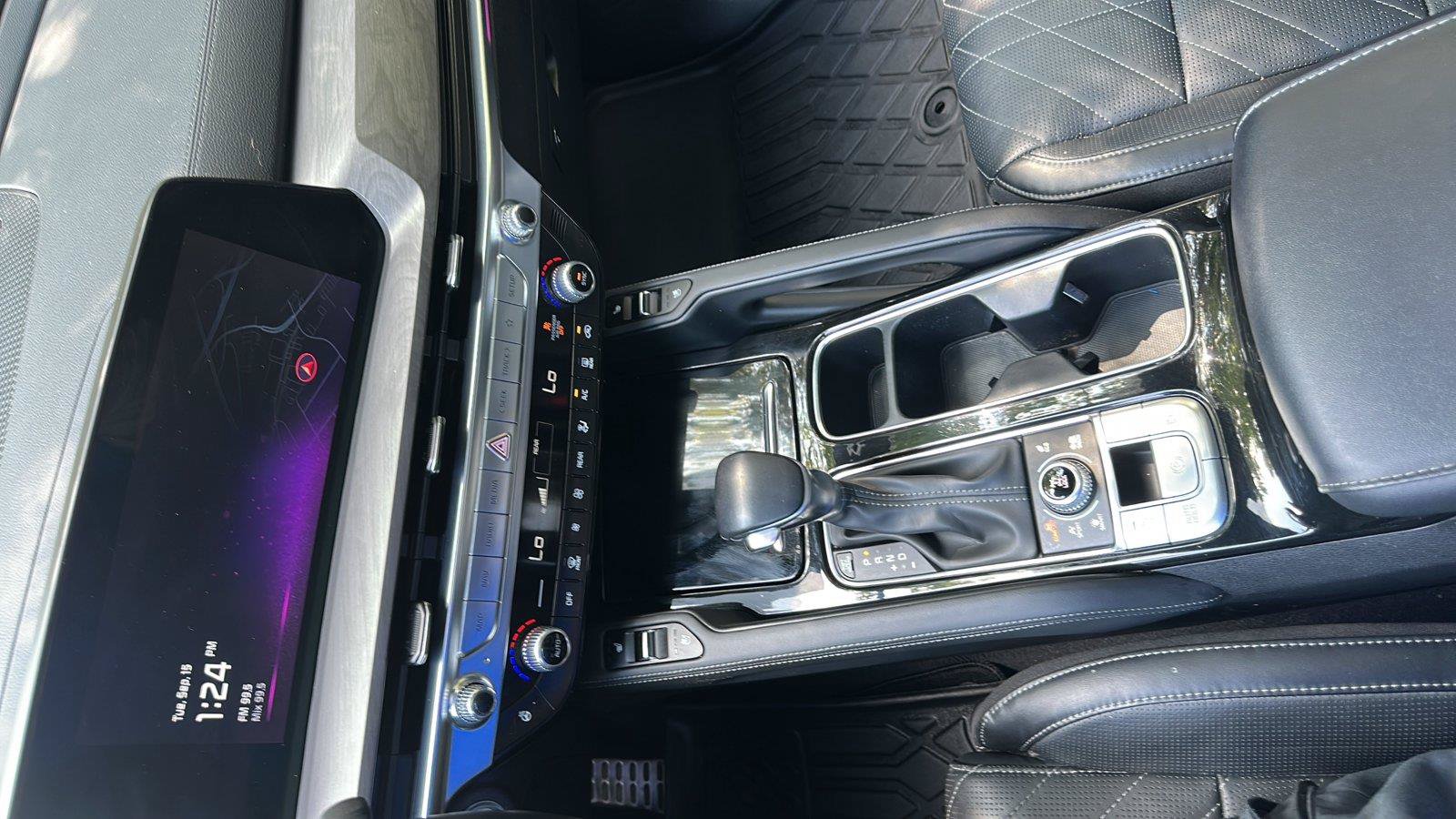 Used 2023 Kia Telluride SX Prestige X-Line AWD/4WD image 19