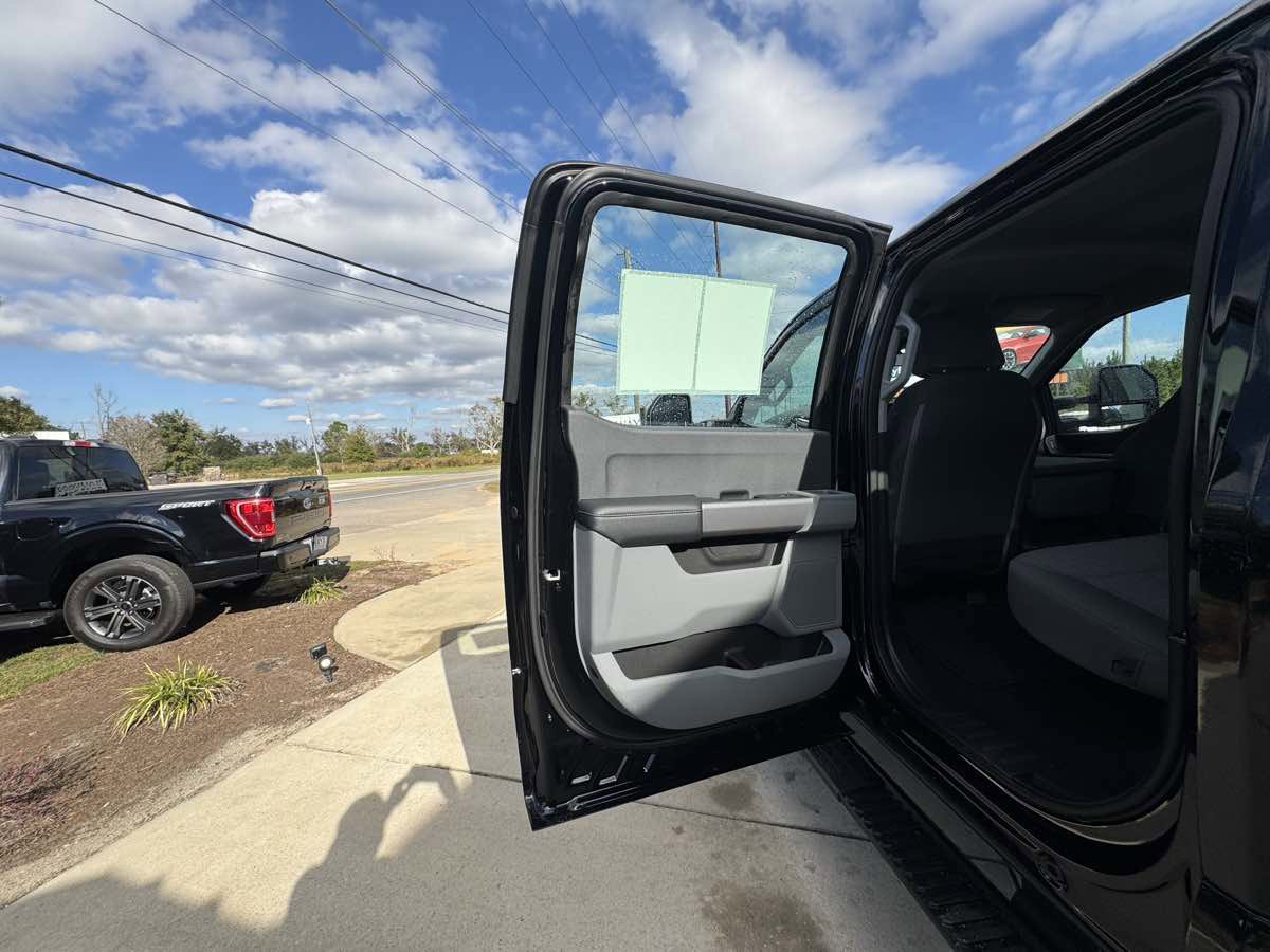 Used 2024 Ford F250 XL w/ STX Appearance Package image 35