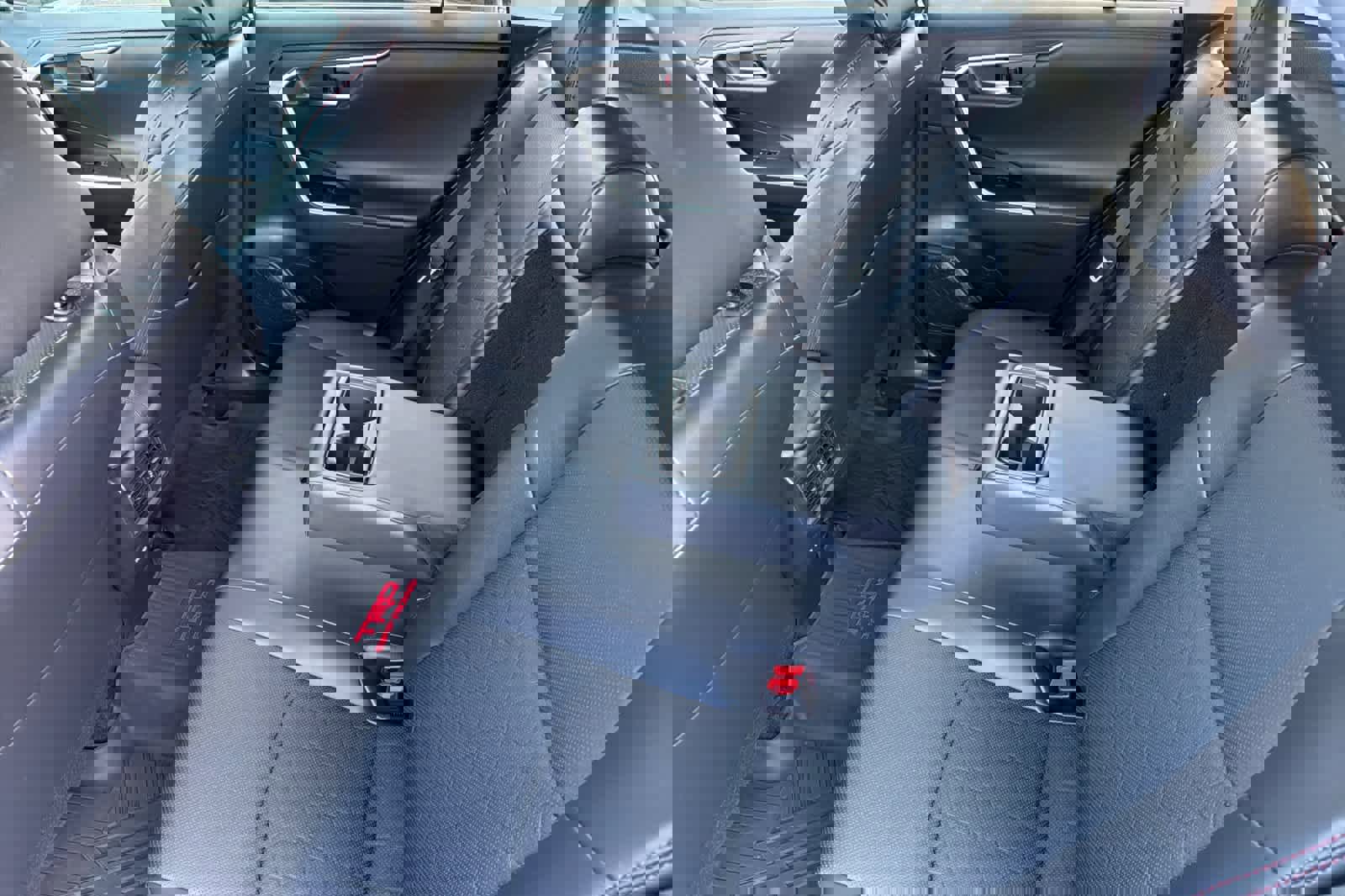 Used 2023 Toyota RAV4 TRD Off-Road image 4