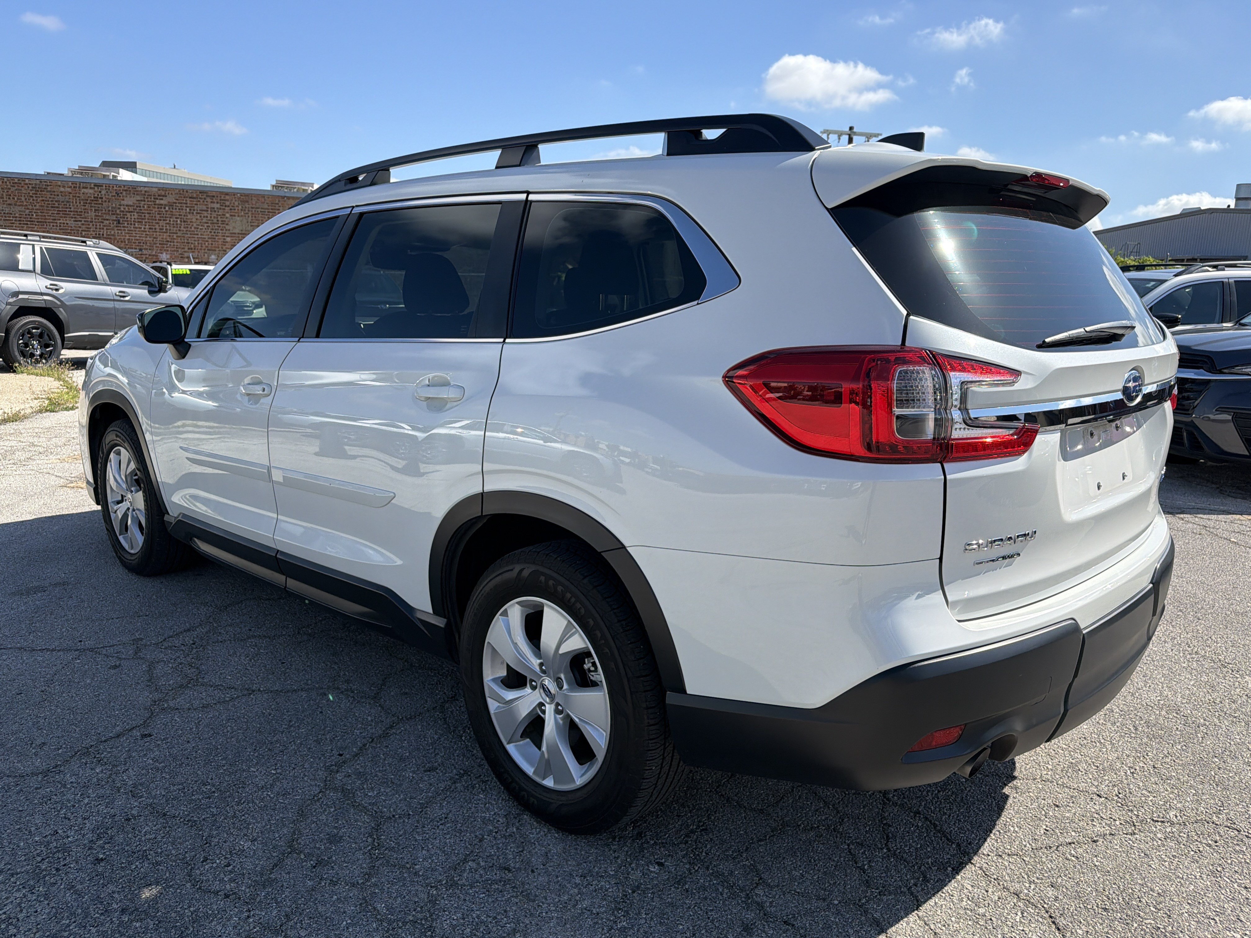 Certified 2023 Subaru Ascent 8-Passenger AWD/4WD image 5