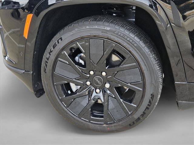 New 2025 Jeep Wagoneer S Launch Edition AWD/4WD image 10