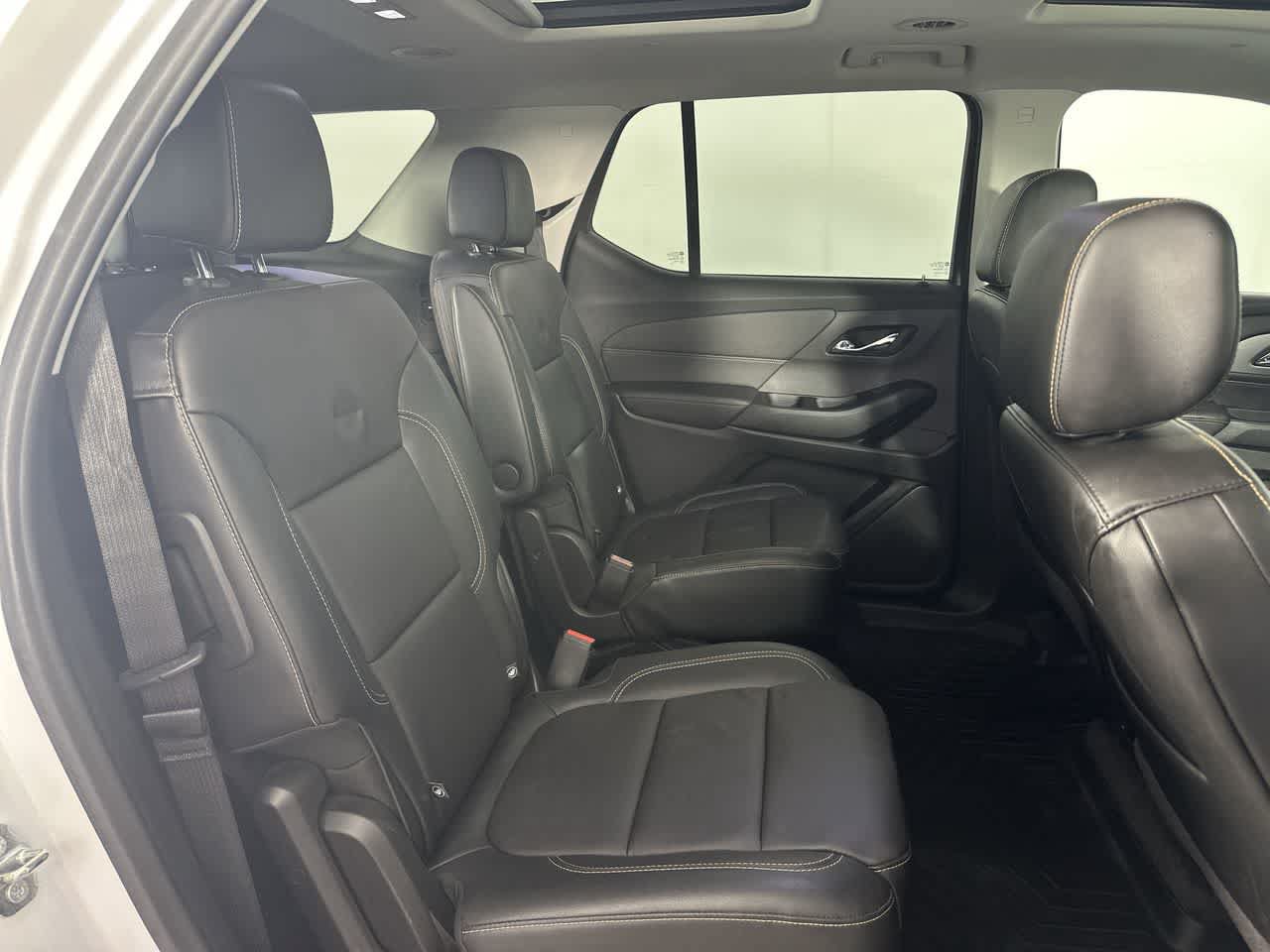 Used 2019 Chevrolet Traverse LT w/ LT Premium Package AWD/4WD image 22