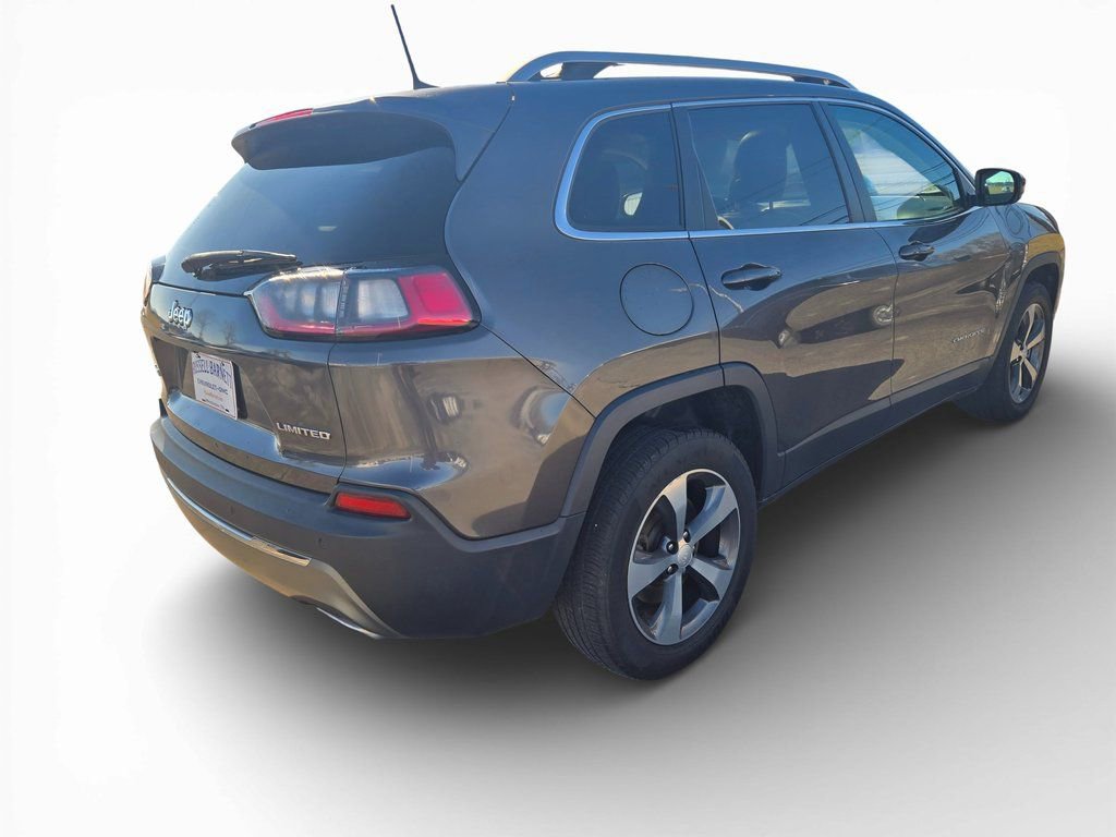 Used 2019 Jeep Cherokee Limited w/ Luxury Group image 4
