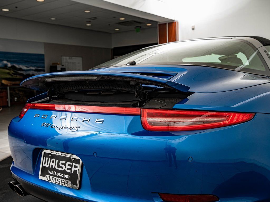 Certified 2015 Porsche 911 Targa 4S image 24