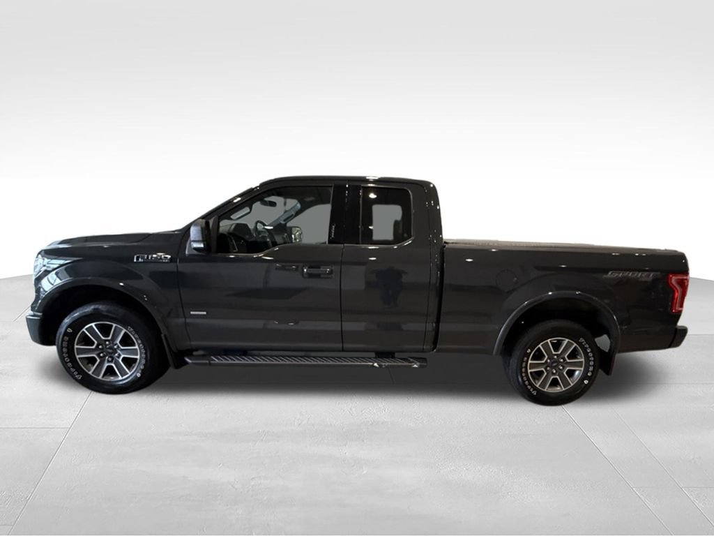 Used 2016 Ford F150 XLT w/ Equipment Group 302A Luxury AWD/4WD image 4