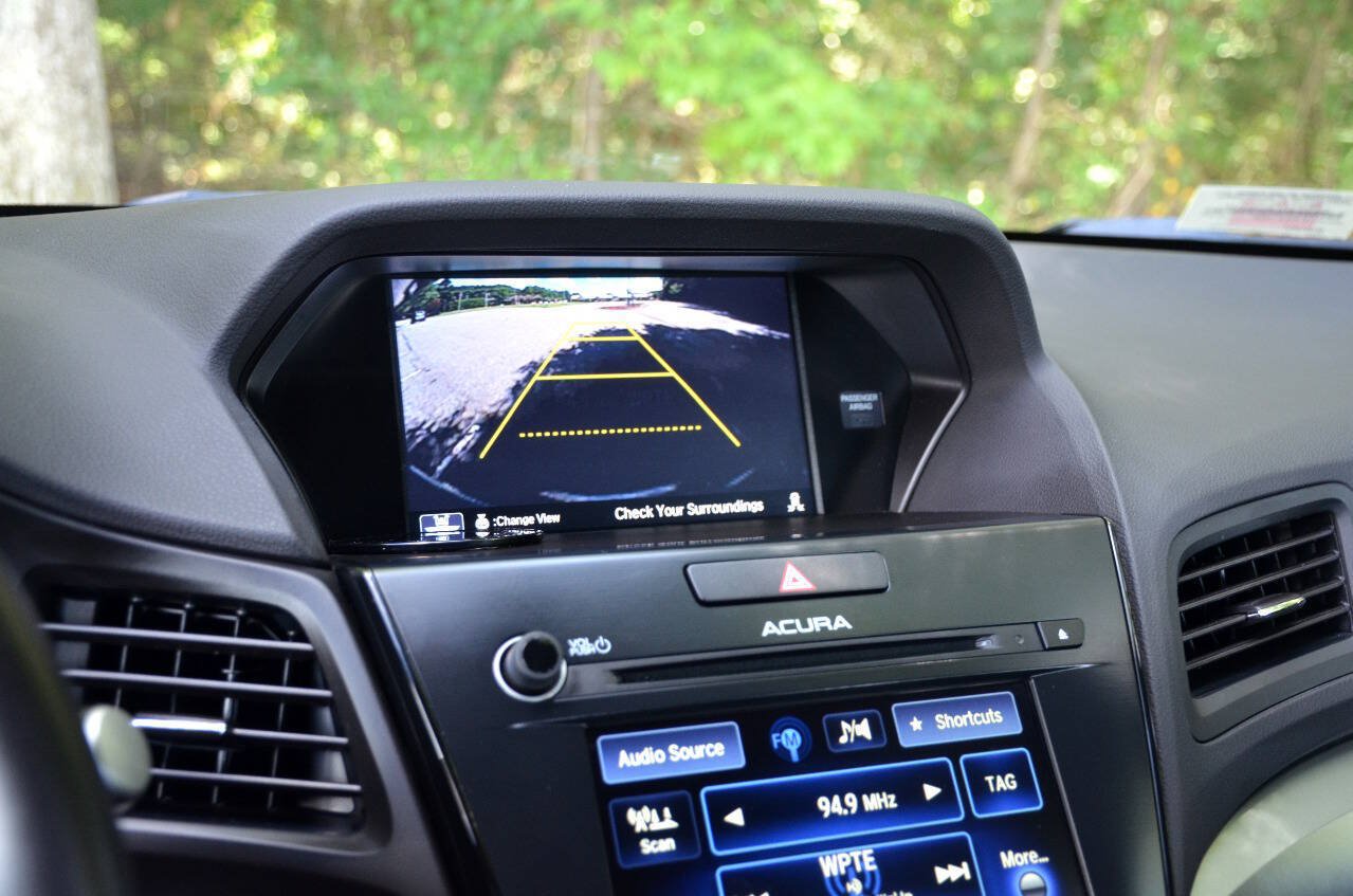 Used 2016 Acura ILX w/ Technology & A-SPEC Package FWD image 13