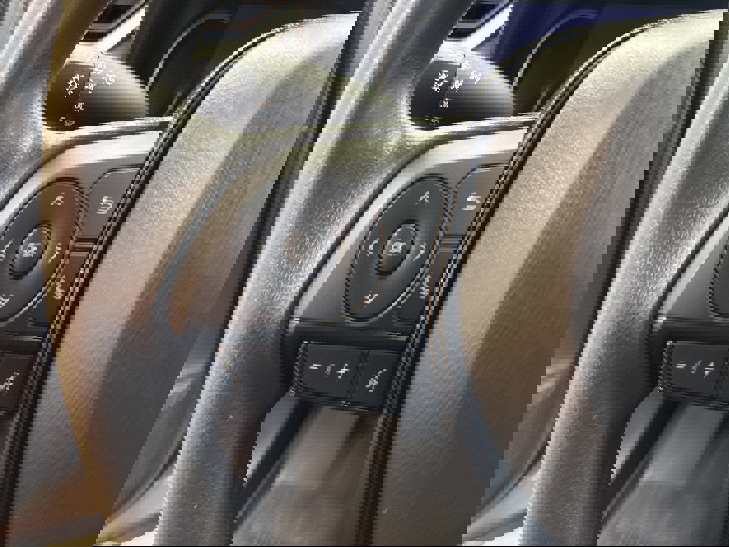 Used 2024 Toyota RAV4 LE image 29