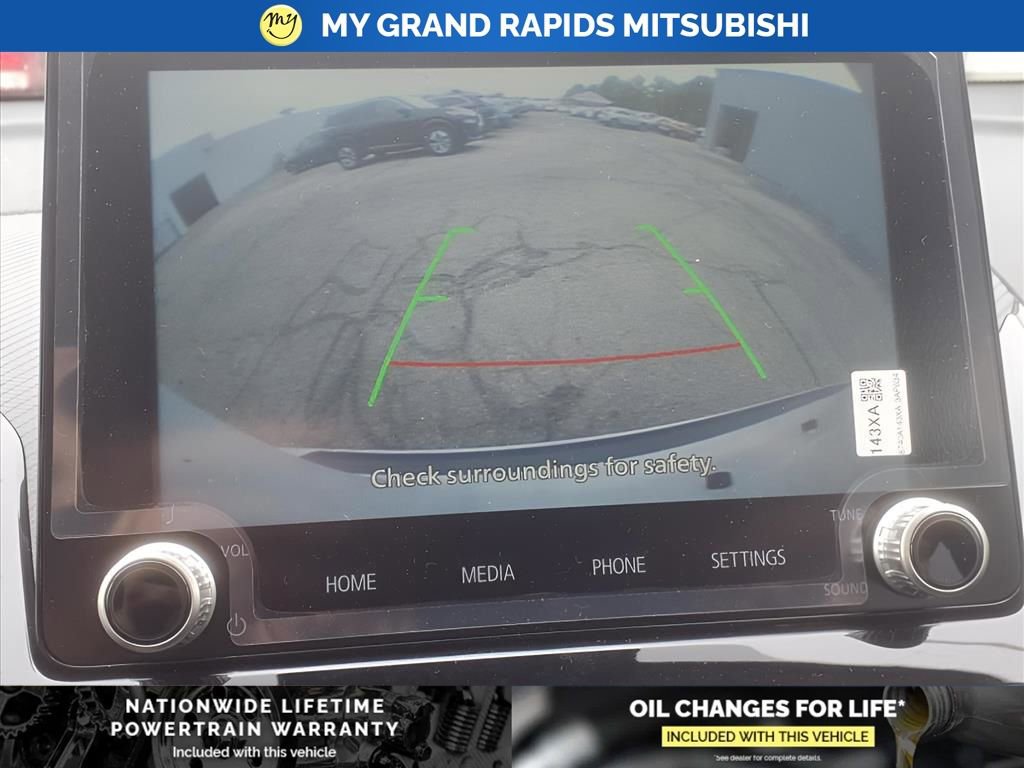 New 2025 Mitsubishi Eclipse Cross LE image 25