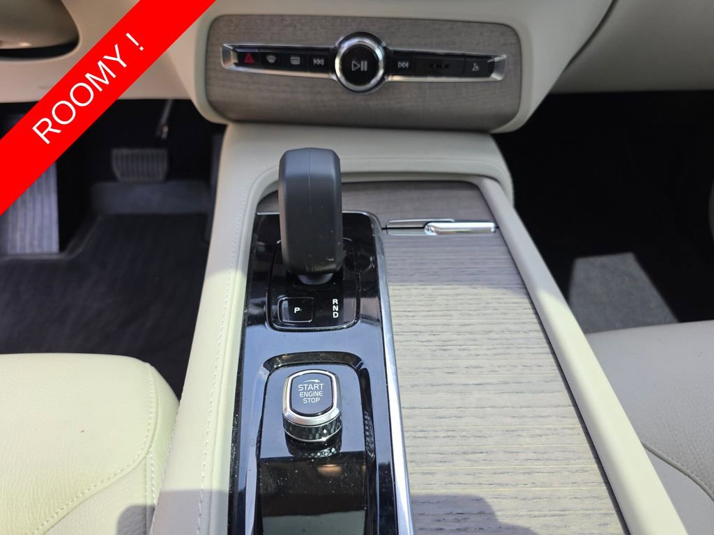 Used 2023 Volvo XC90 B6 Core w/ Protection Package Premier AWD/4WD image 30