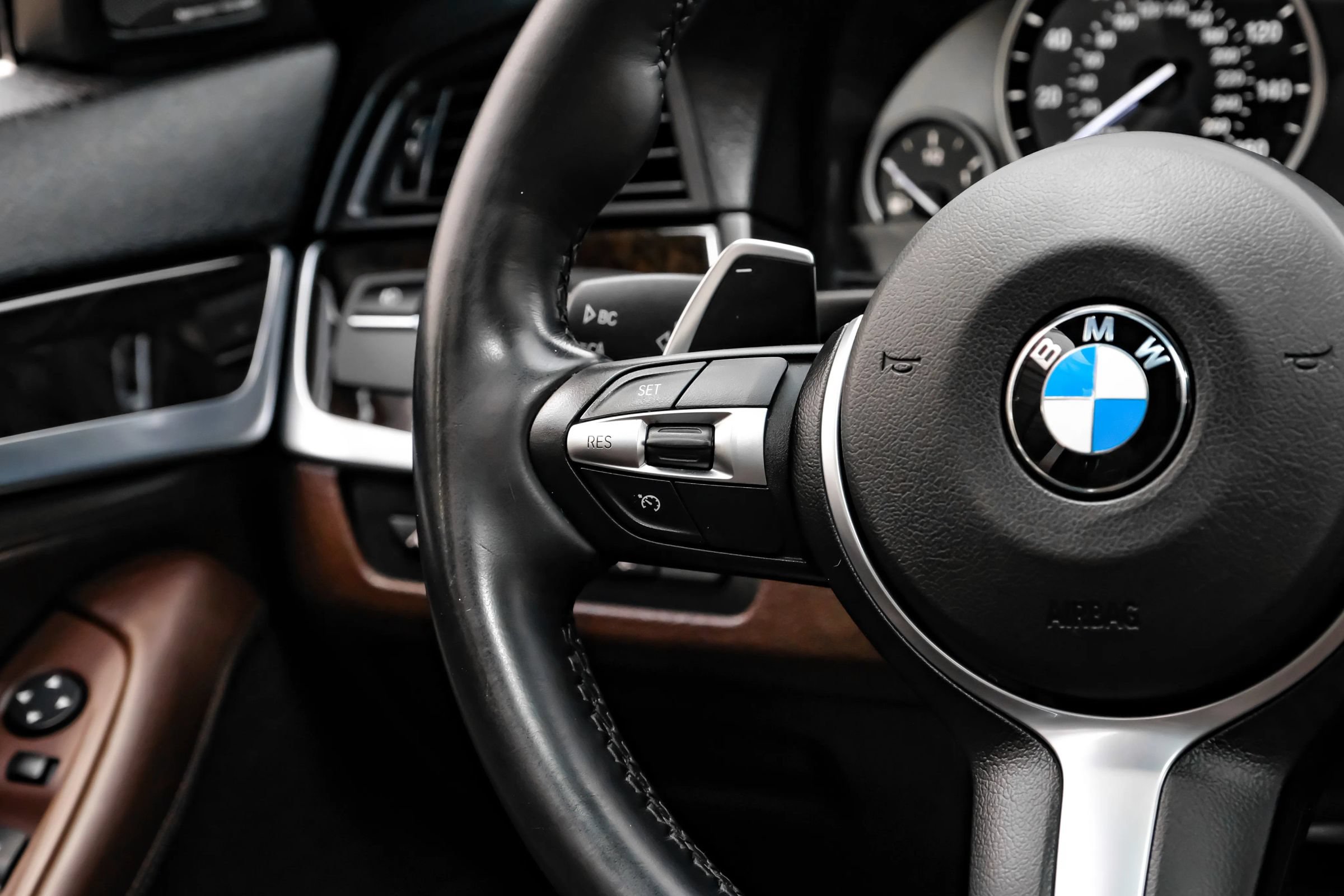 Used 2014 BMW 550i Sedan RWD image 15