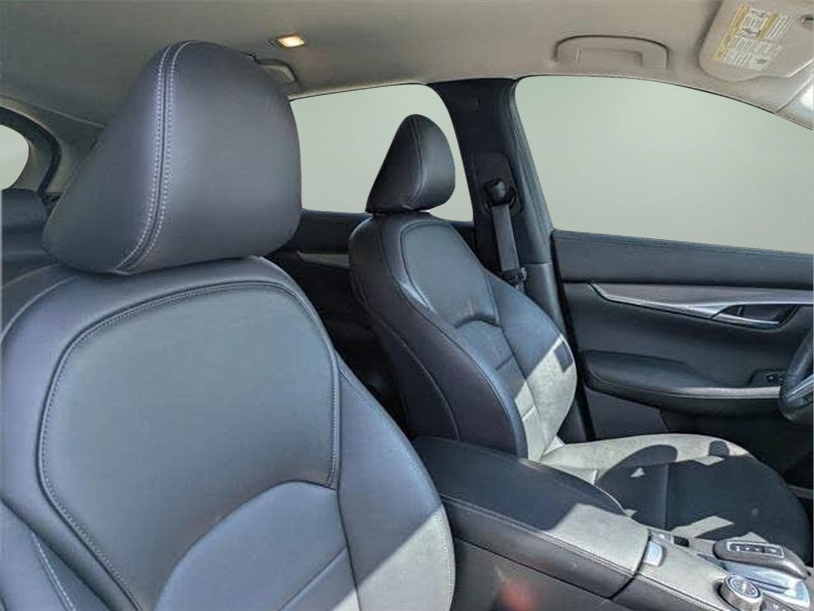 Used 2023 INFINITI QX50 Pure AWD/4WD image 21