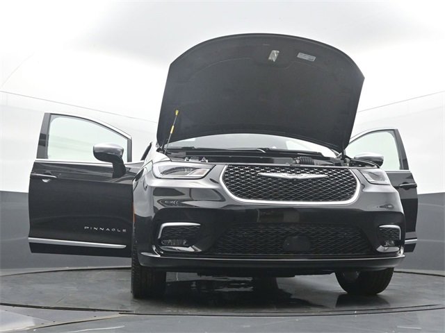 New 2026 Chrysler Pacifica Pinnacle image 50