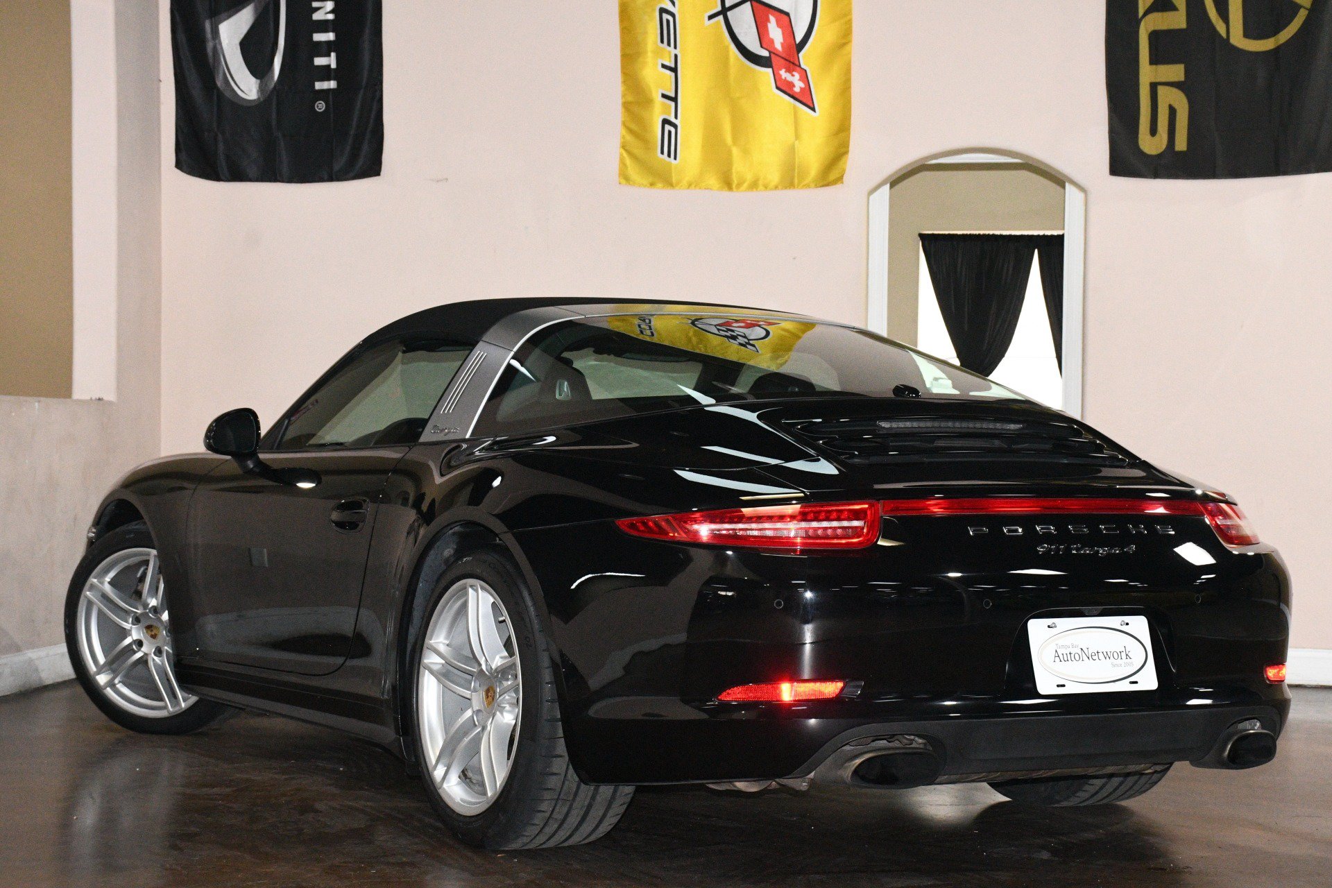 Used 2015 Porsche 911 Targa 4 AWD/4WD image 6