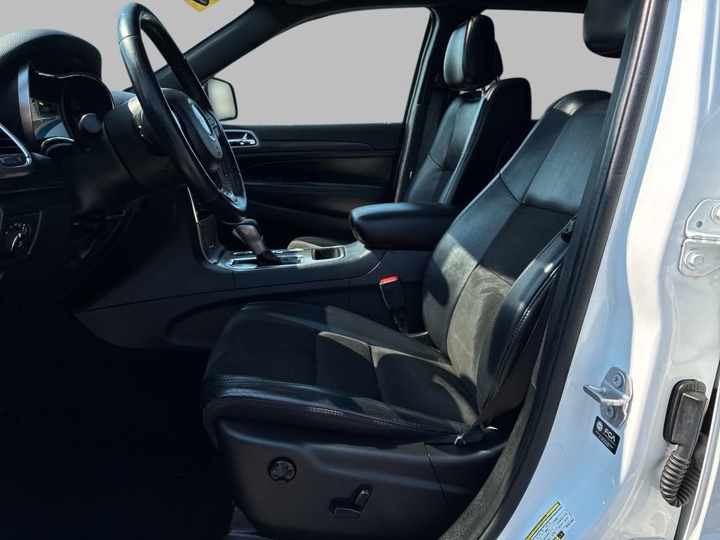 Certified 2021 Jeep Grand Cherokee Laredo X AWD/4WD image 21
