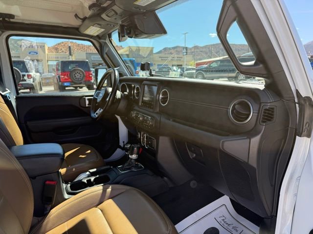 Used 2020 Jeep Wrangler Unlimited Sahara image 12