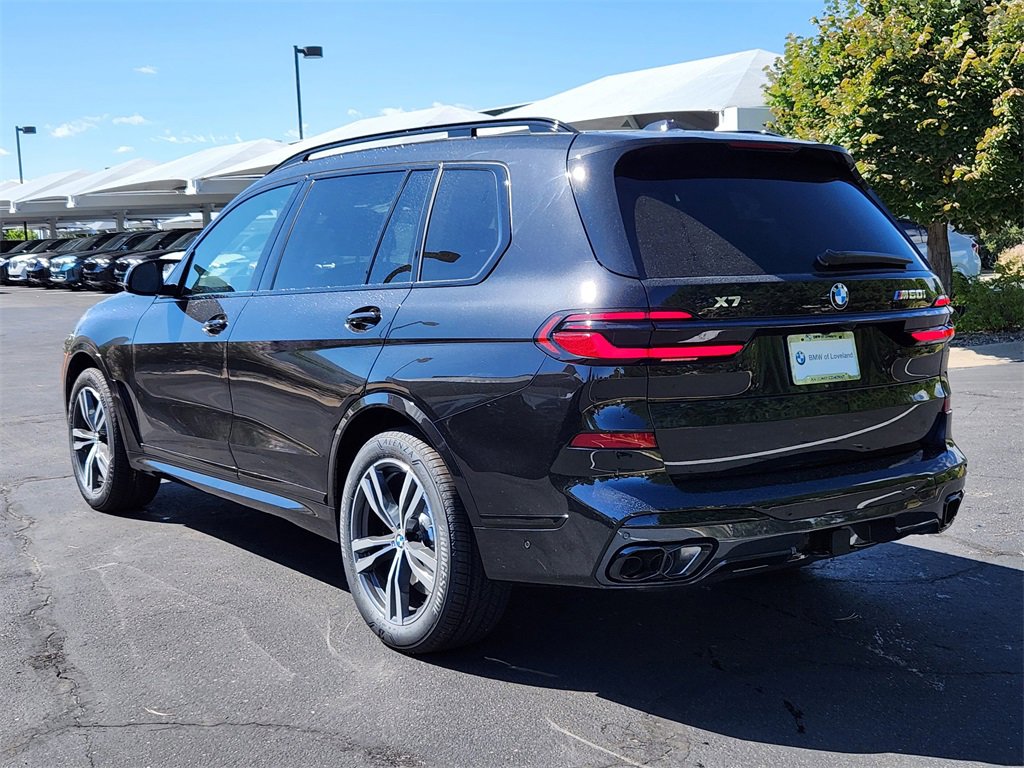 New 2026 BMW X7 M60i image 3