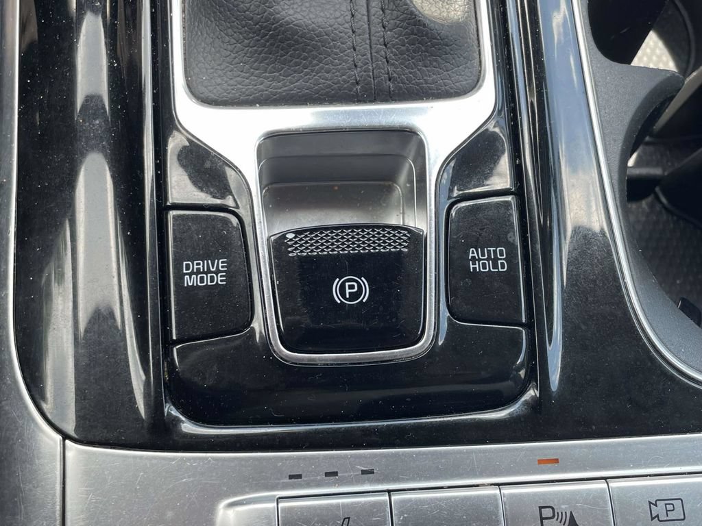 Used 2024 Kia Carnival EX FWD image 41