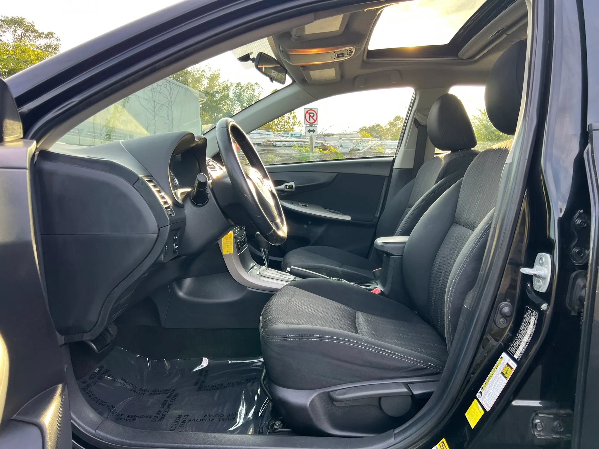 Used 2013 Toyota Corolla S w/ Premium Complete Pkg FWD image 14