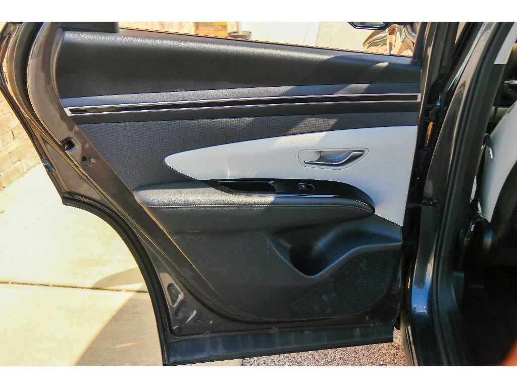 Used 2022 Hyundai Tucson SEL w/ Convenience + Premium Package AWD/4WD image 17