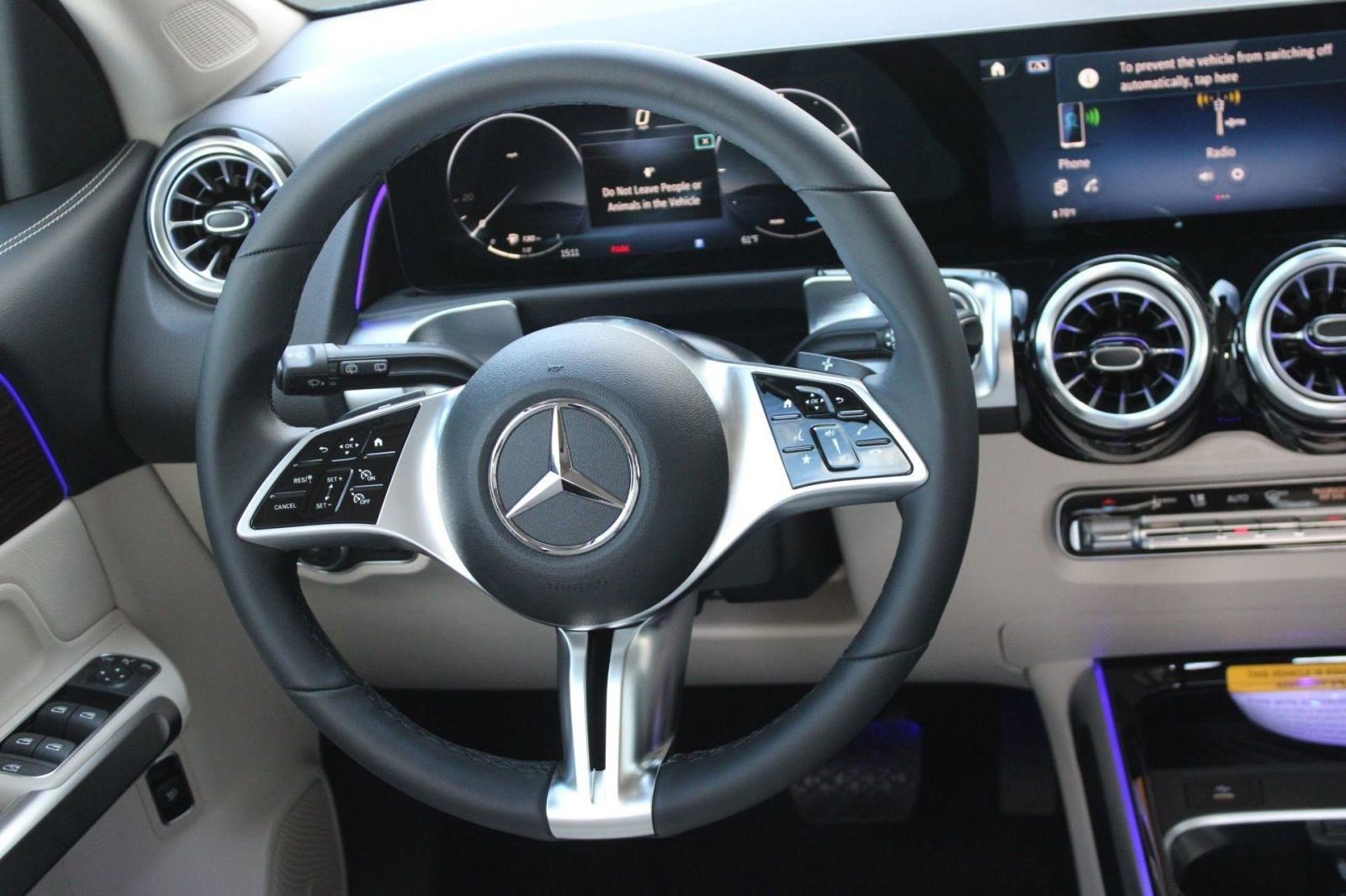 New 2026 Mercedes-Benz GLB 250 image 17