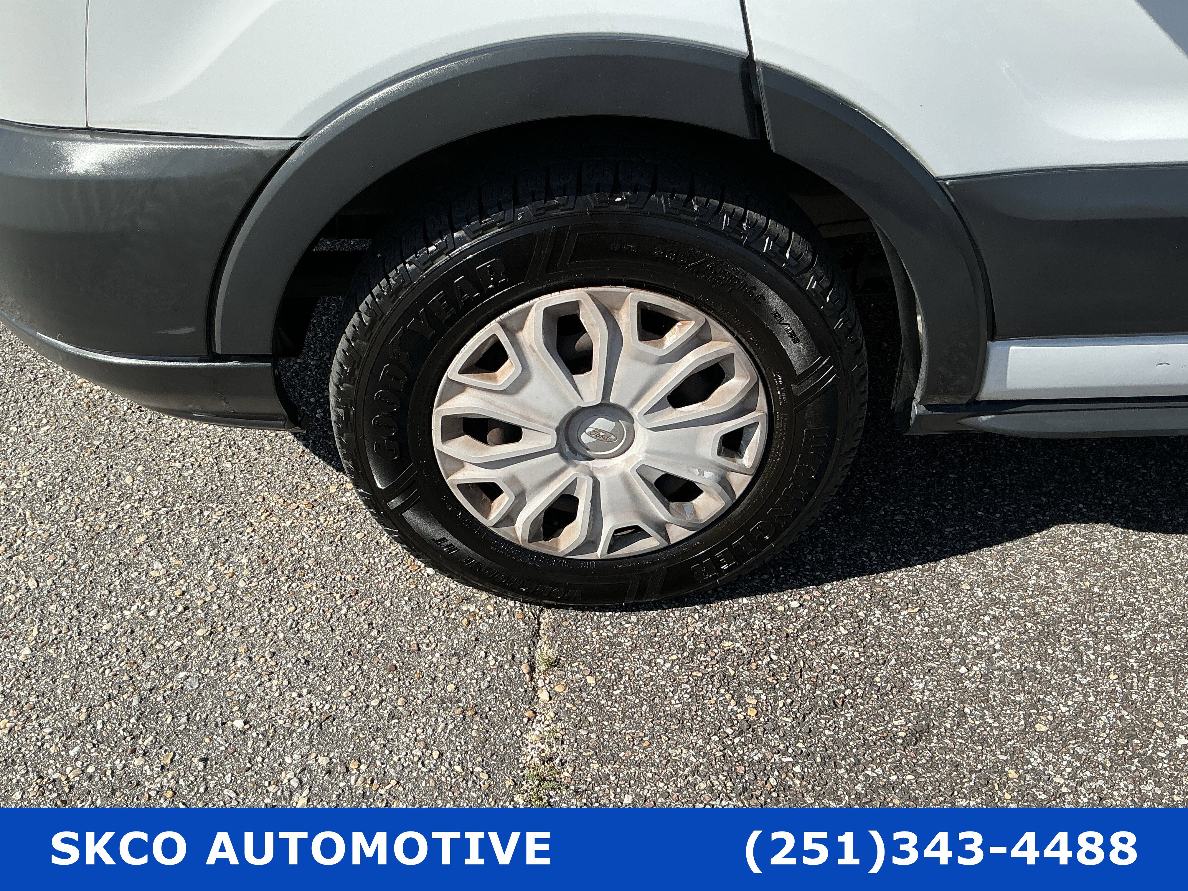 Used 2018 Ford Transit 250 148 Medium Roof w/ Exterior Upgrade Package image 9