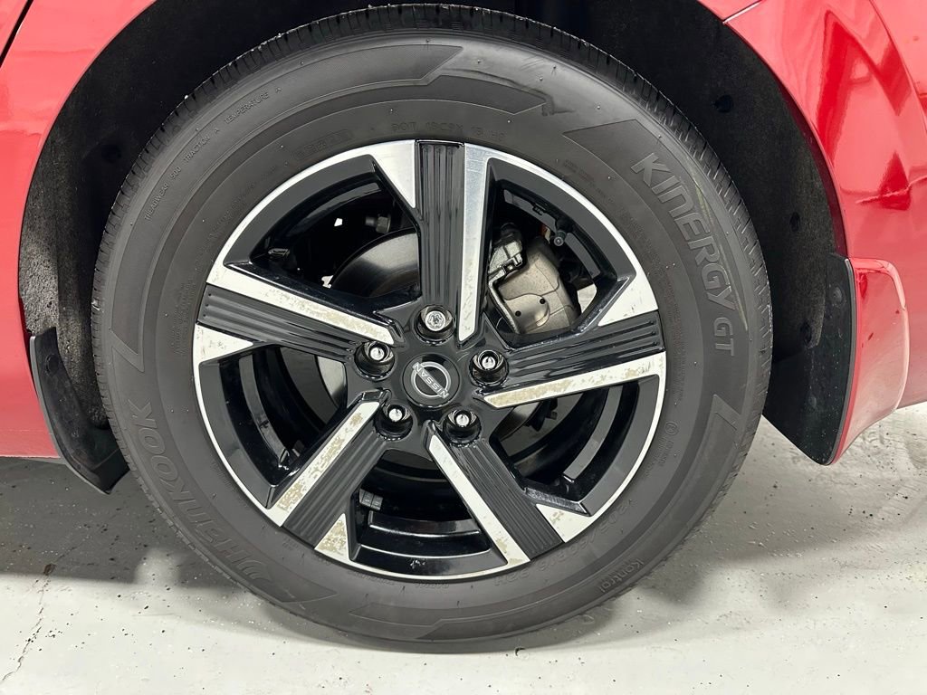 Used 2025 Nissan Sentra SV image 59