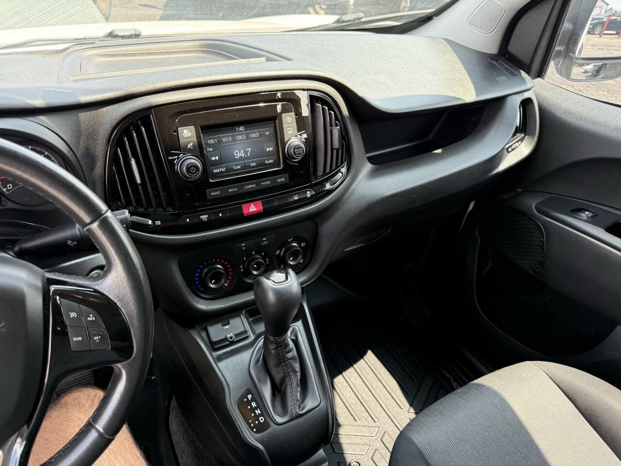 Used 2015 RAM ProMaster City Tradesman SLT w/ Rear Back-up Camera Group image 20